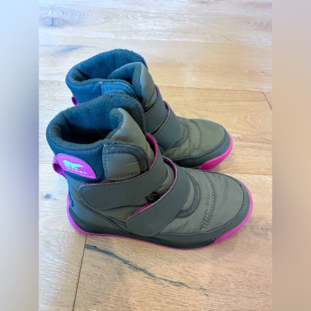 Kid's Whitney Il Strap Boots In Quarry size 11